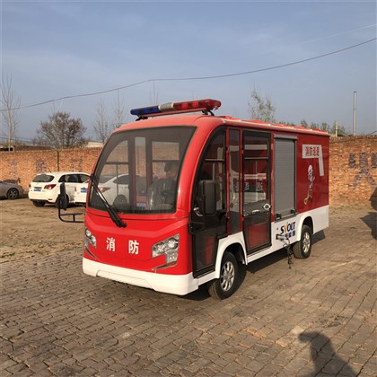 4-kolesno električno gasilsko vozilo